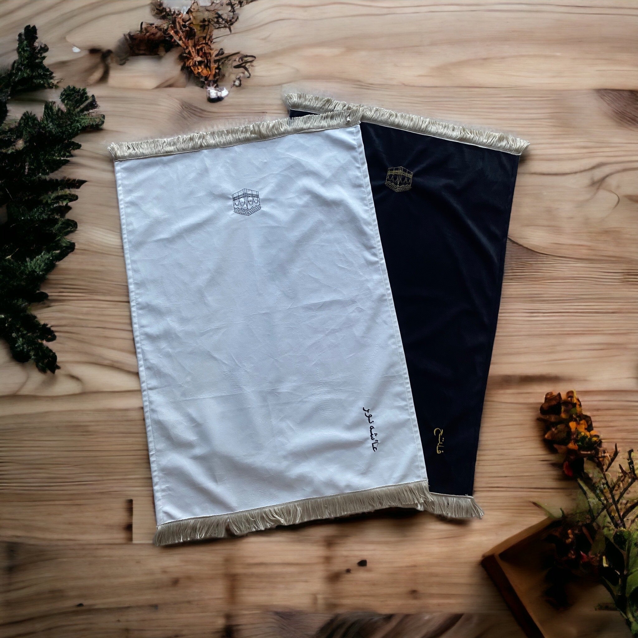 Minimal Seccade Kabe Desenli